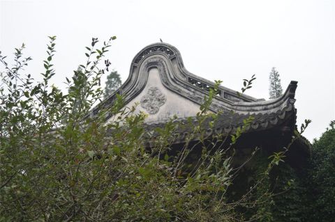 平坝忆江南公墓地址